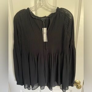 Ann Taylor pleated tunic size small